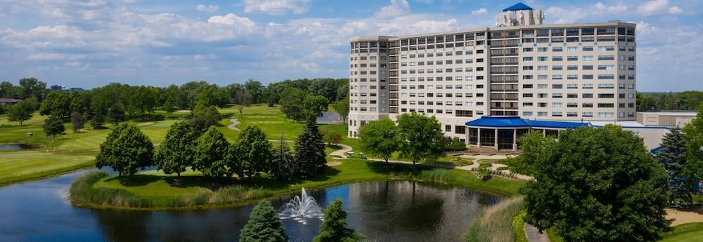 Hilton Chicago Oak Brook Hills Resort y Centro de Conferencias Exterior foto