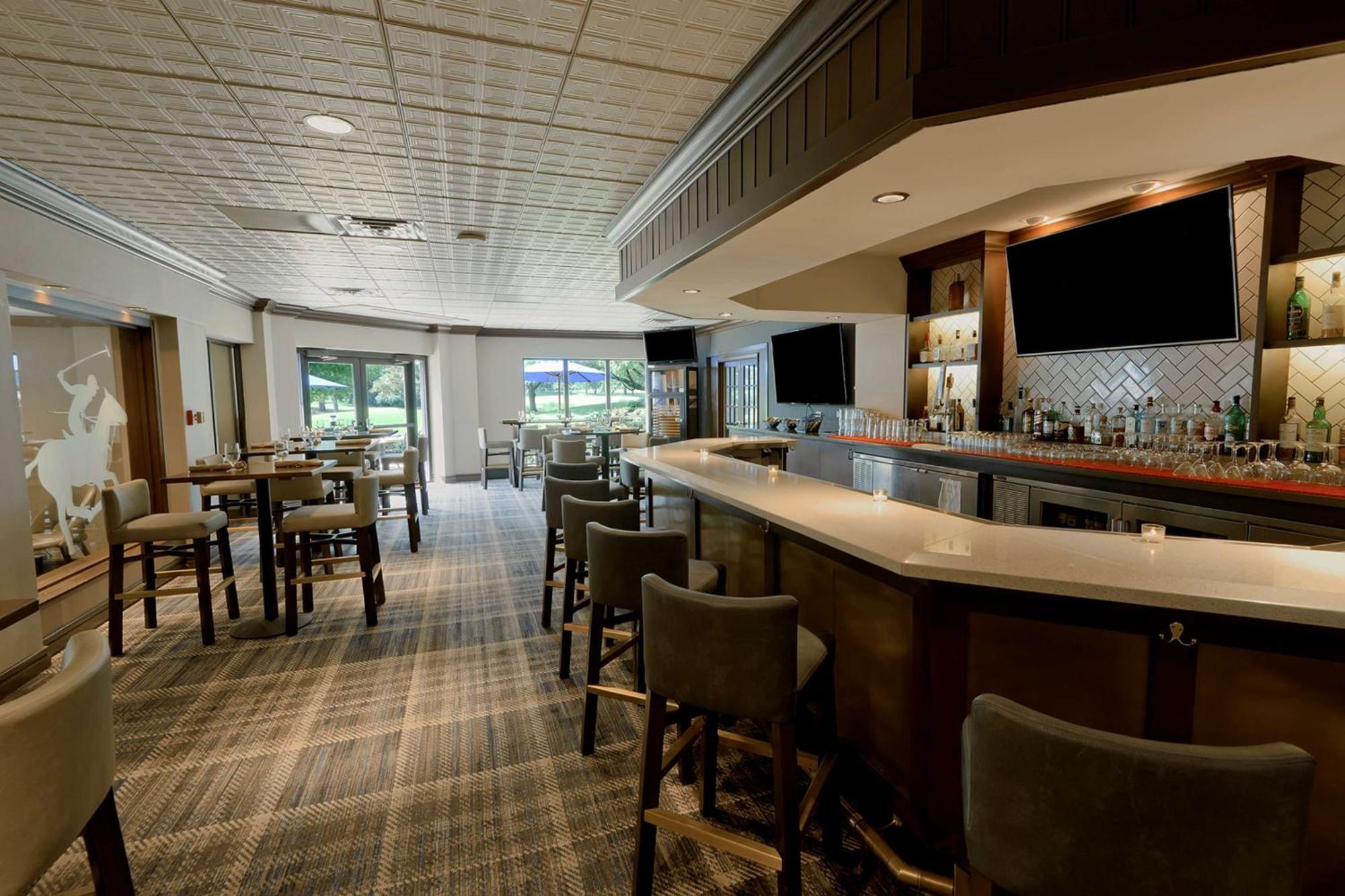 Hilton Chicago Oak Brook Hills Resort y Centro de Conferencias Exterior foto