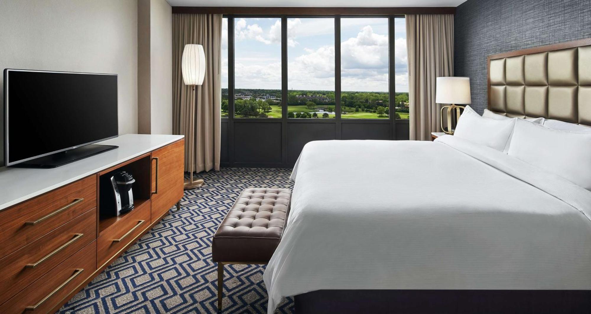 Hilton Chicago Oak Brook Hills Resort y Centro de Conferencias Exterior foto
