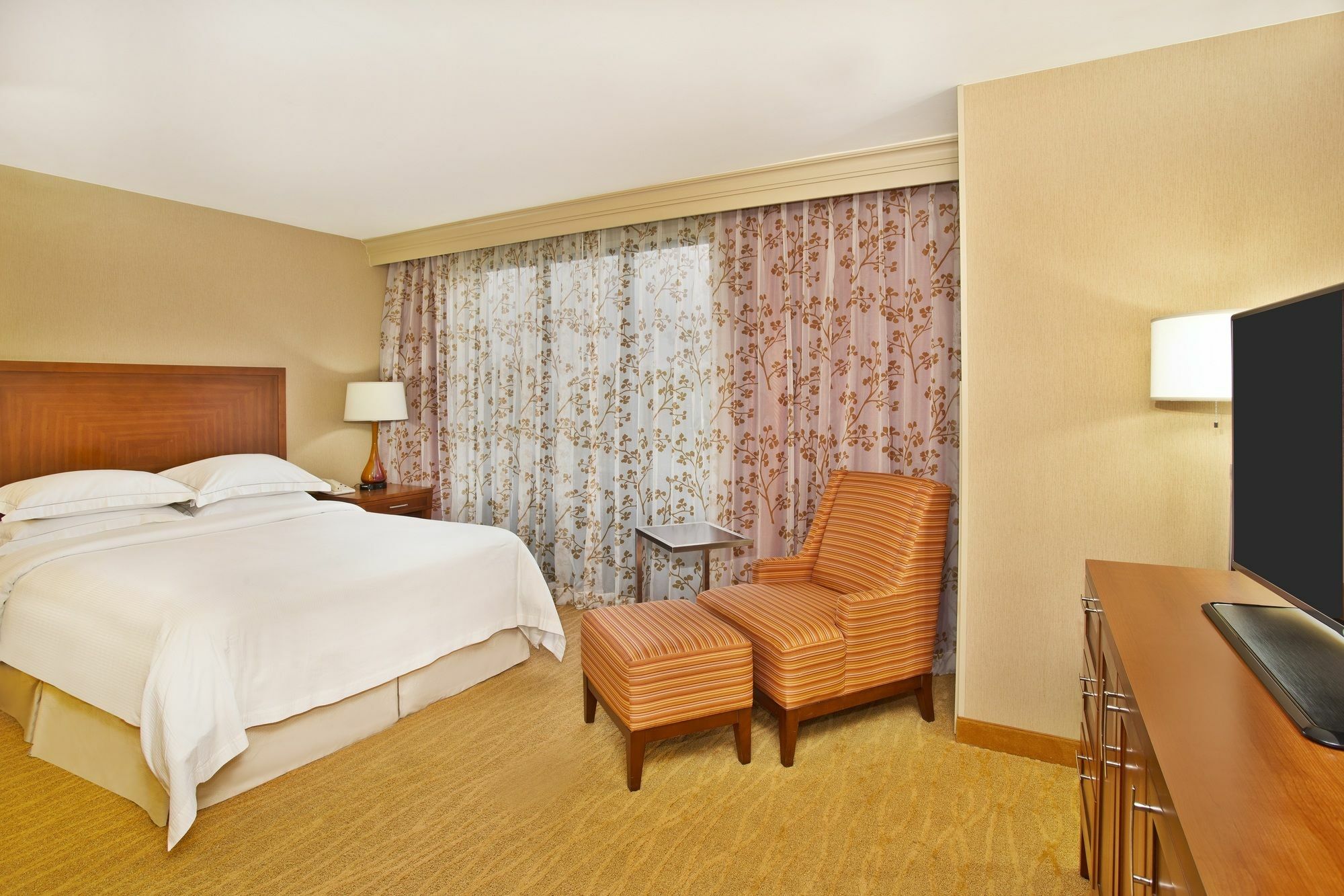 Hilton Chicago Oak Brook Hills Resort y Centro de Conferencias Exterior foto